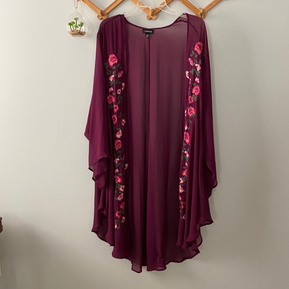 Torrid floral kimono